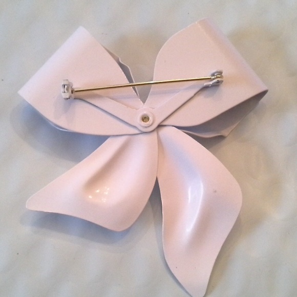 Pink Bow Crystal Rhinestone Brooch Pin -HOST PICK - Picture 5 of 8